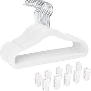 Finnhomy Non Slip Clothes Hangers For Baby And Kids 30 Pack Velvet Hangers With 10 Finger Clips, White